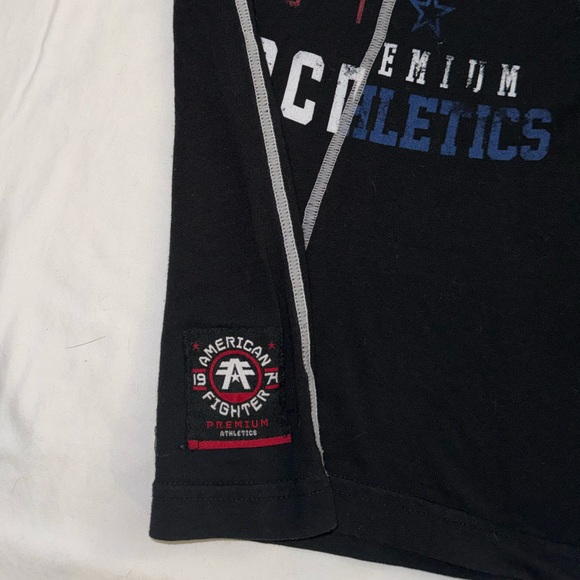 American Fighter split tee - Picture 3 of 3